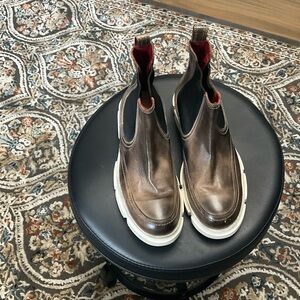 Brown Leather Slip-On Boots  BEDSTU  size 9